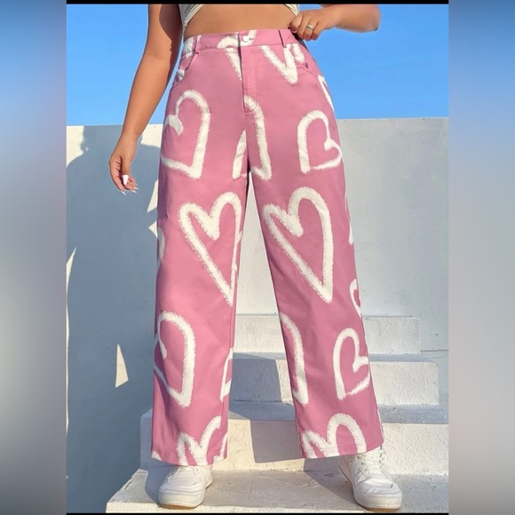 ‘NWT Heart Print Wide Leg Pants’ 💕 - Picture 1 of 4